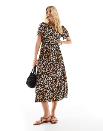 Vero Moda buttondown maxi dress in leopard print