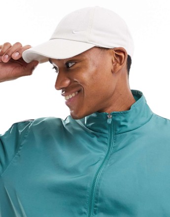 Nike Club swoosh cap in white