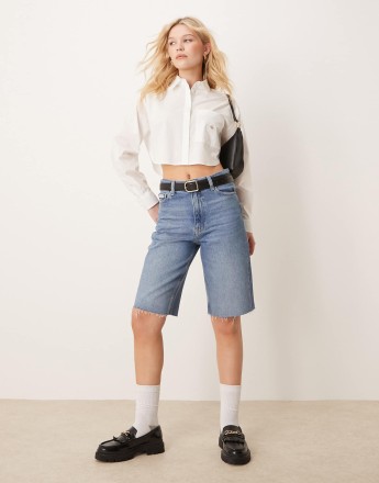 Calvin Klein Jeans longer bermuda jorts in light wash