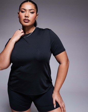 4505 Curve Icon active quick dry performance t-shirt in black