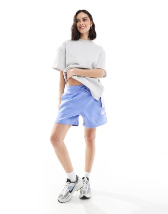 The North Face Essential relaxed shorts in virtual blue