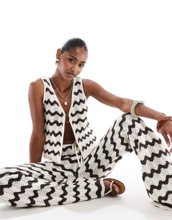 4th & Reckless split front ring detail crochet beach top co-ord in chocolate and cream wave