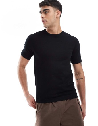 ONLY & SONS short sleeve knit t-shirt in black