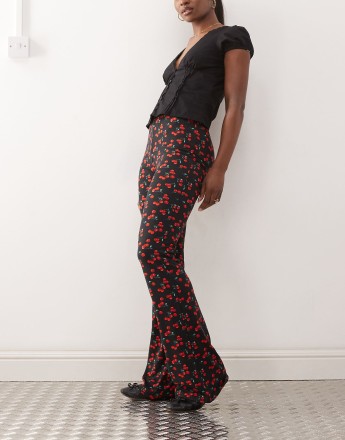 Noisy May flare trouser in cherry print