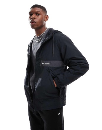 Columbia Spire valley hooded windbreaker in black