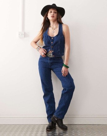 Wrangler co-ord Sunset mom fit jeans with all over print in dark blue
