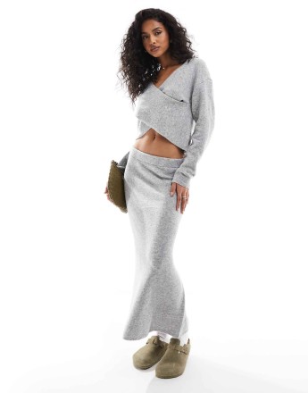 Pieces knitted maxi skirt co-ord in light grey