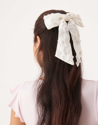 Dream Sister Jane Forget Me Not hair bow in ivory
