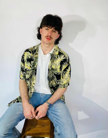 Vintage Size XL Hawaiian Summer Shirt In Multi
