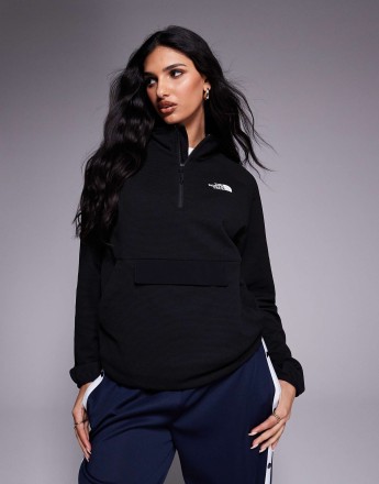 The North Face Kecha packable 1/4 jacket in black exclusive to ASOS