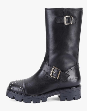 OFF THE HOOK 'CLEVEDEN' Block Heel Ankle Leather Boots in Black