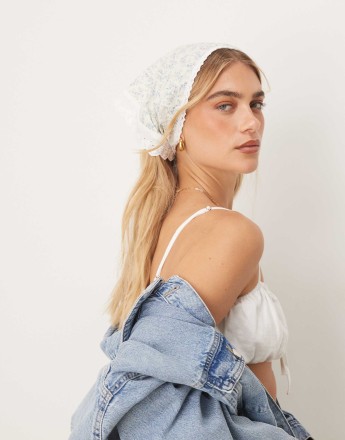 Sui Ava broderie and floral headscarf in blue
