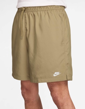 Nike Club shorts in beige