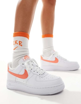 Nike Air Force 1 '07 NN trainers in white & pink