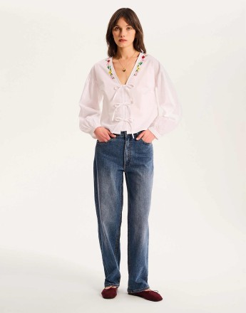 OMNES Tie fastening V-neck shirt in white