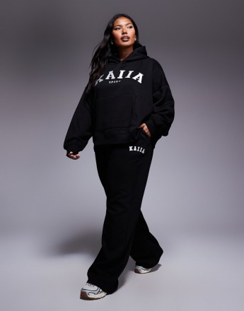 Kaiia Plus wide leg joggers co-ord in black