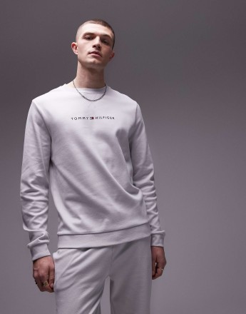 Tommy Hilfiger lounge logo sweatshirt in light grey