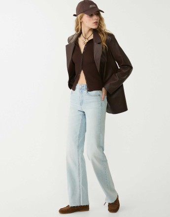 Stradivarius straight fit comfort jeans in blue denim