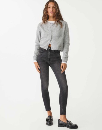 Stradivarius D09 skinny super high-waist jeans in washed black