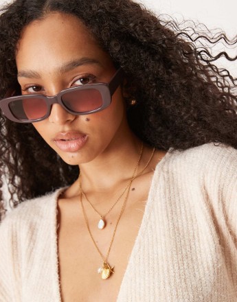 Jeepers Peepers rectangle sunglasses in dark plum