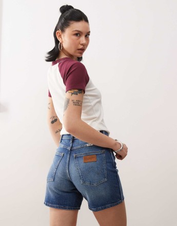 Wrangler 5inch cowboy denim short in vintage mid blue
