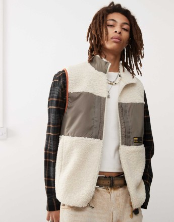 Vans trevor sherpa gilet in oatmeal