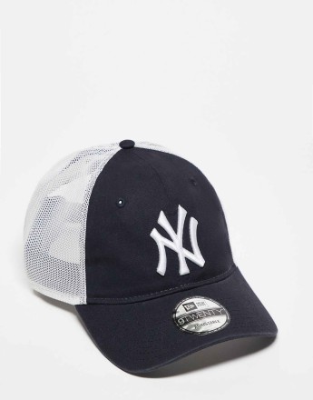 New Era NY Yankees 9twenty washed trucker cap in navy