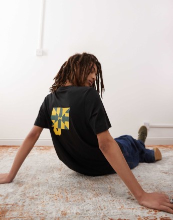 adidas Originals Jamaica VRCT Tee in black