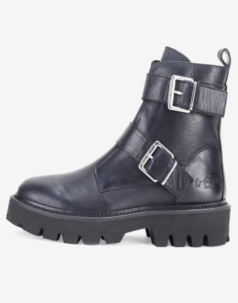 OFF THE HOOK 'SUTTON' Heel with Side Zip High-Ankle Black Leather Boots in Black